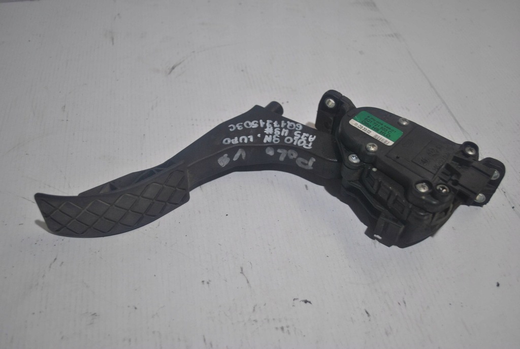 фото №1, Потенциометр педаль газа vw polo 9n vw lupo 6q1721503c