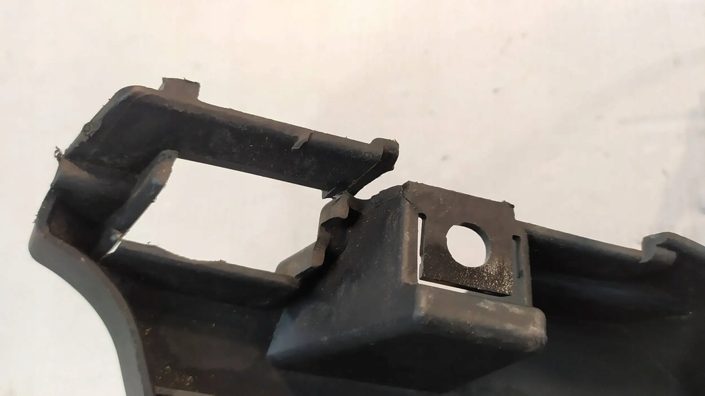 фото №14, Направляющая кронштейн бампера перед жгут citroen c5 iii