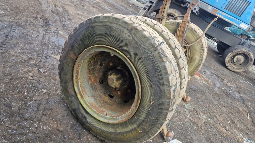 фото №6, Bardzo усиленная oś od polskiej прицепа niskopodwozie рессоры колеса