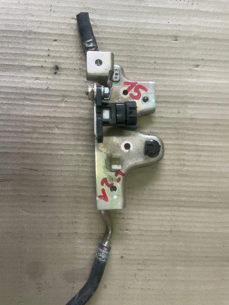 фото №16, Toyota hilux 2.4 2gd ftv 2016 оборудование двигателя натяжитель труба колесо