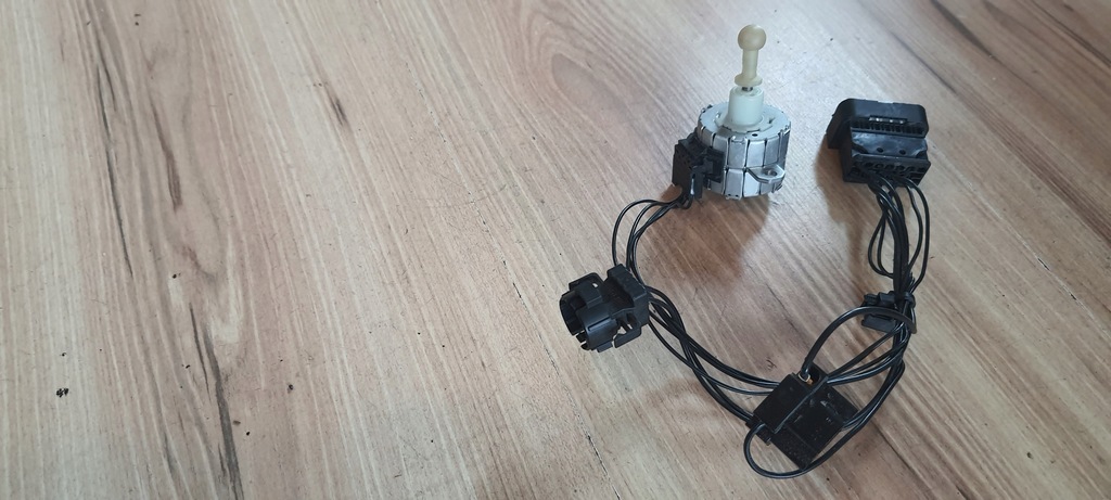 фото №5, Моторчик регулировки лампа mini f55 bmw