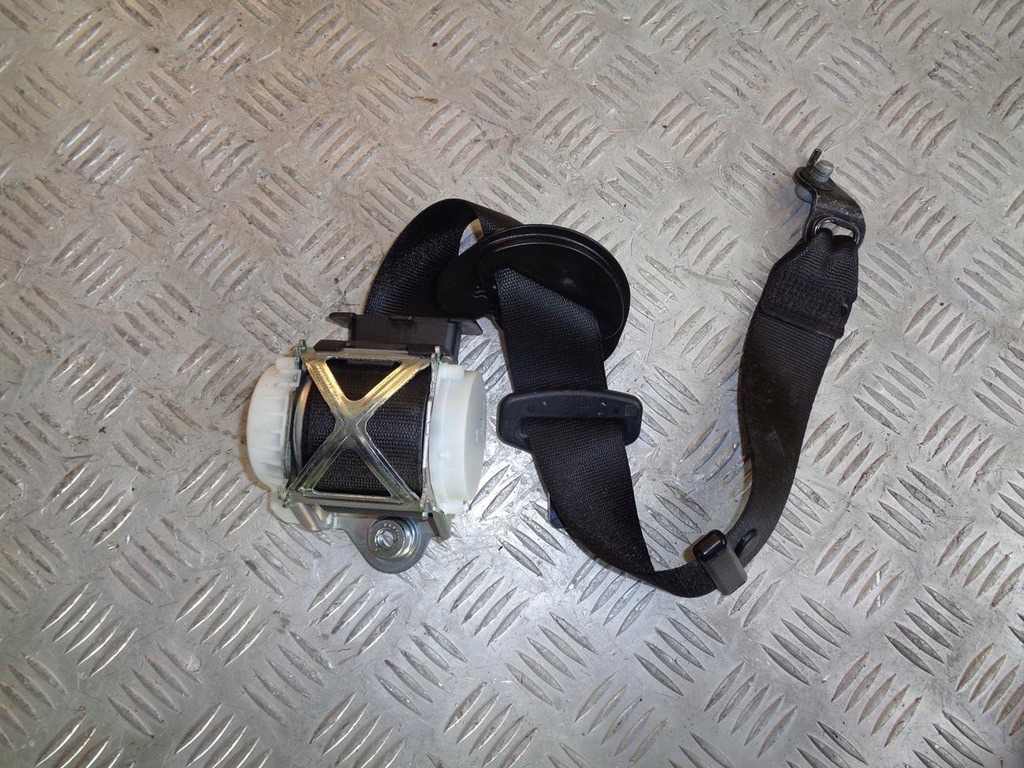 фото №1, Pas безопасности правый перед bmw 3 f30 f31 lci