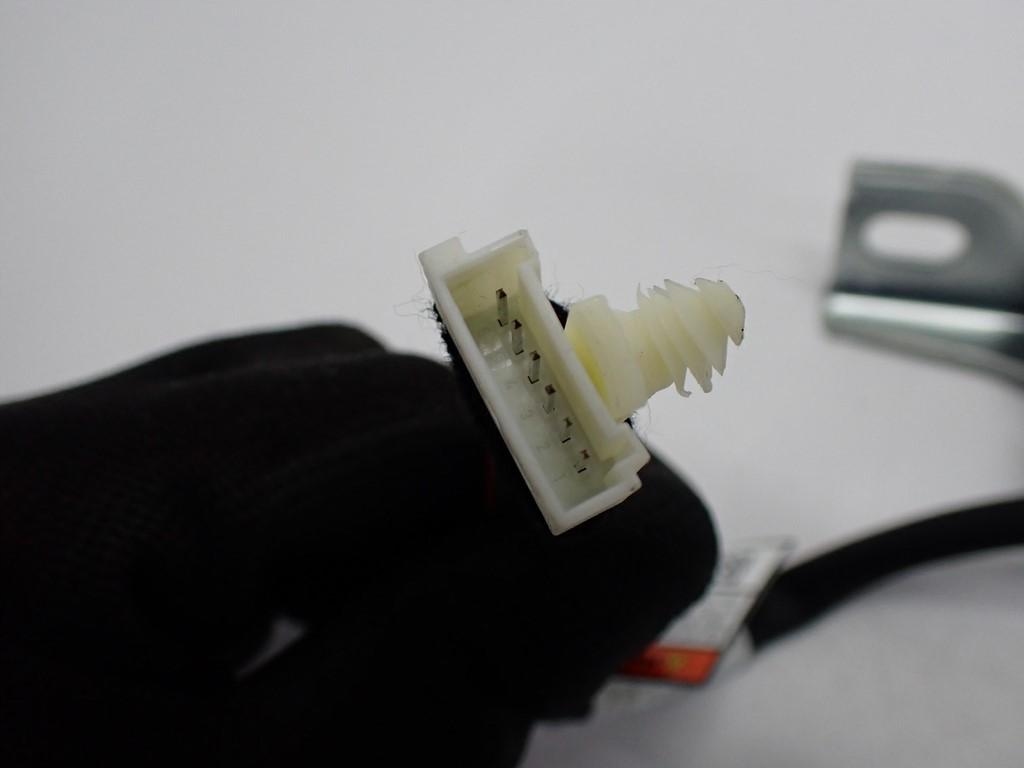 фото №8, Привід амортизатор кришки багажника 7453413 kombi bmw 3 g21 22r