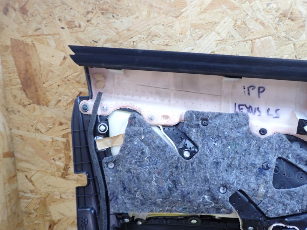 фото №11, Обшивка двері правий перед lexus is iii 200t 300 po lift 2018 europa