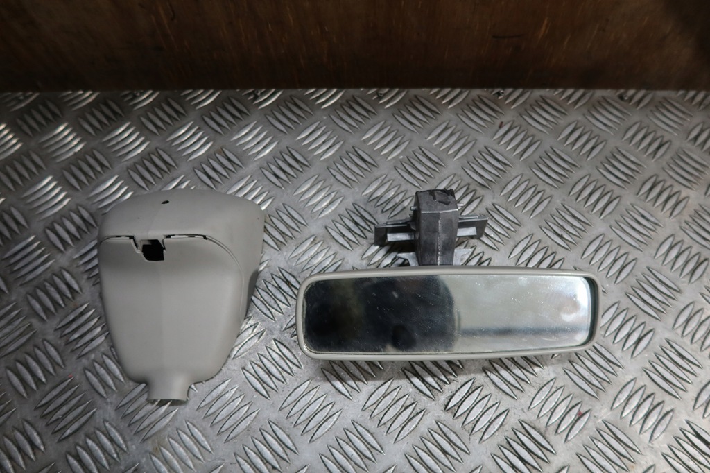 фото №1, Дзеркало внутрішнє заднього виду megane iii kombi