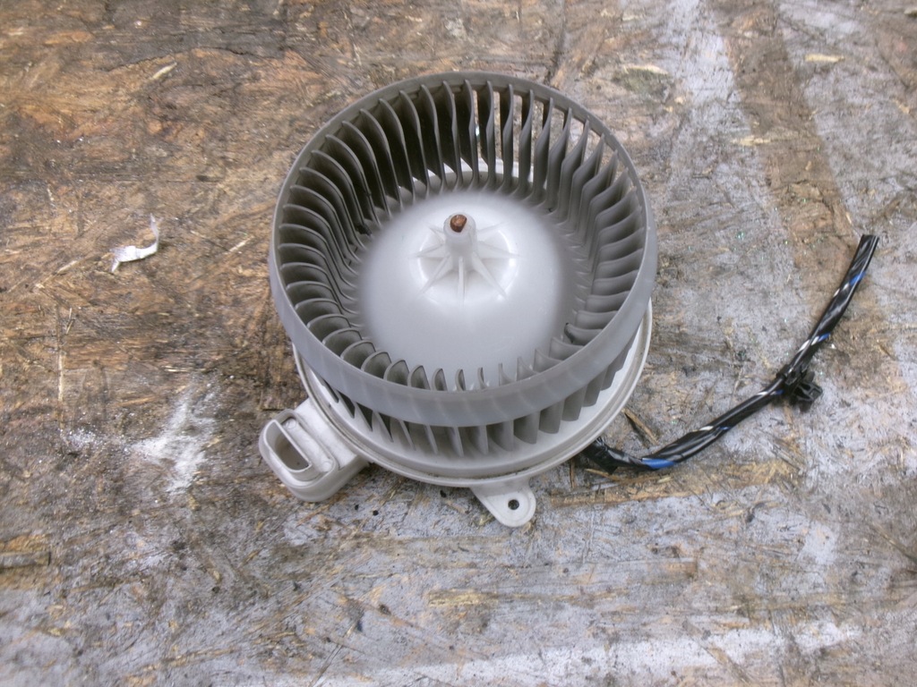 фото №1, Lexus is ii 220 вентилятор повітродувка europa