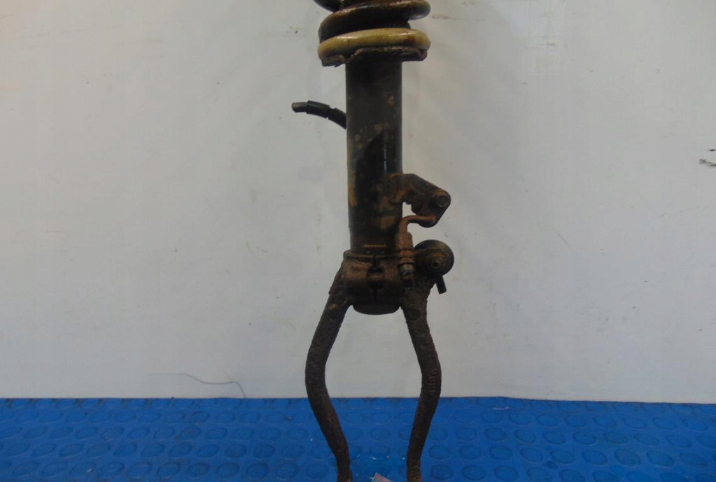 фото №3, Mazda 6 1.8 16v амортизатор левый перед