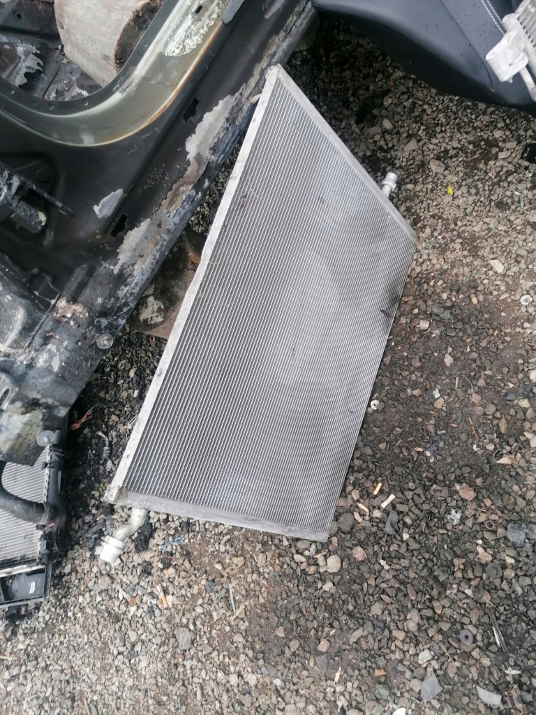 Купити Mercedes x253 glc рестайлінг  радіатор води кондиціонер 2.0cdi