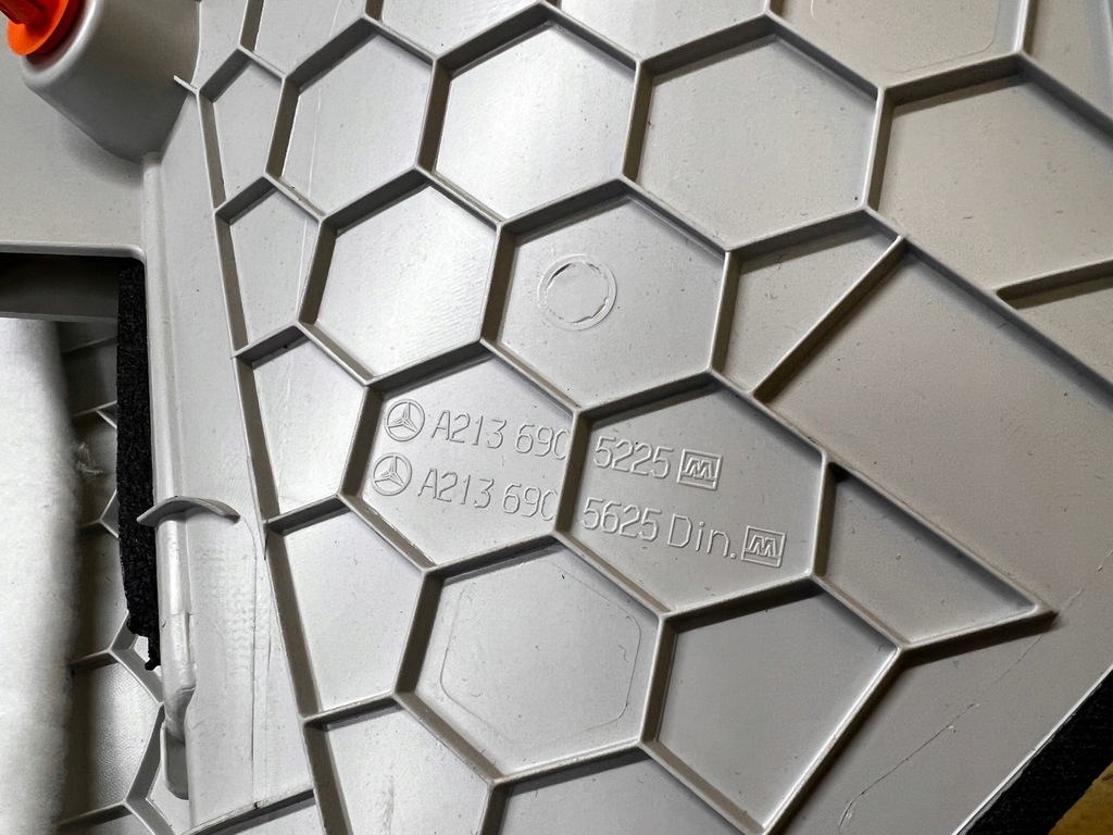 фото №9, Захист обшивка стійка d права mercedes e-klasa w213