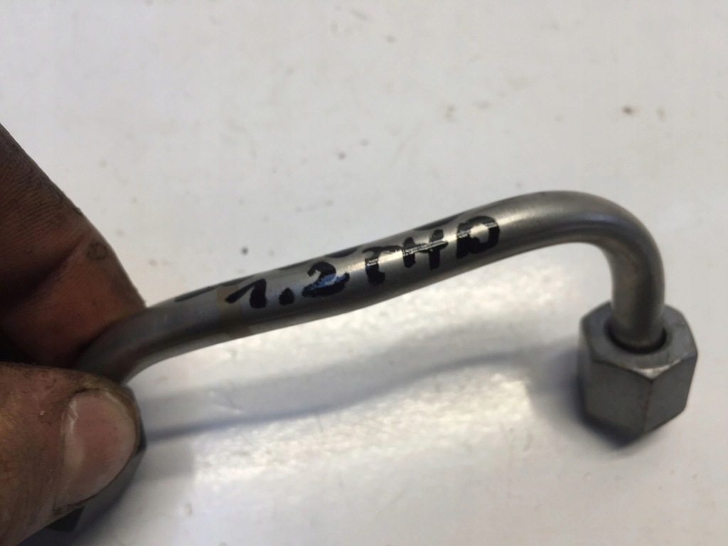 фото №4, Peugeot 2008 ii 1.2 thp 2021 шланг трубка пального