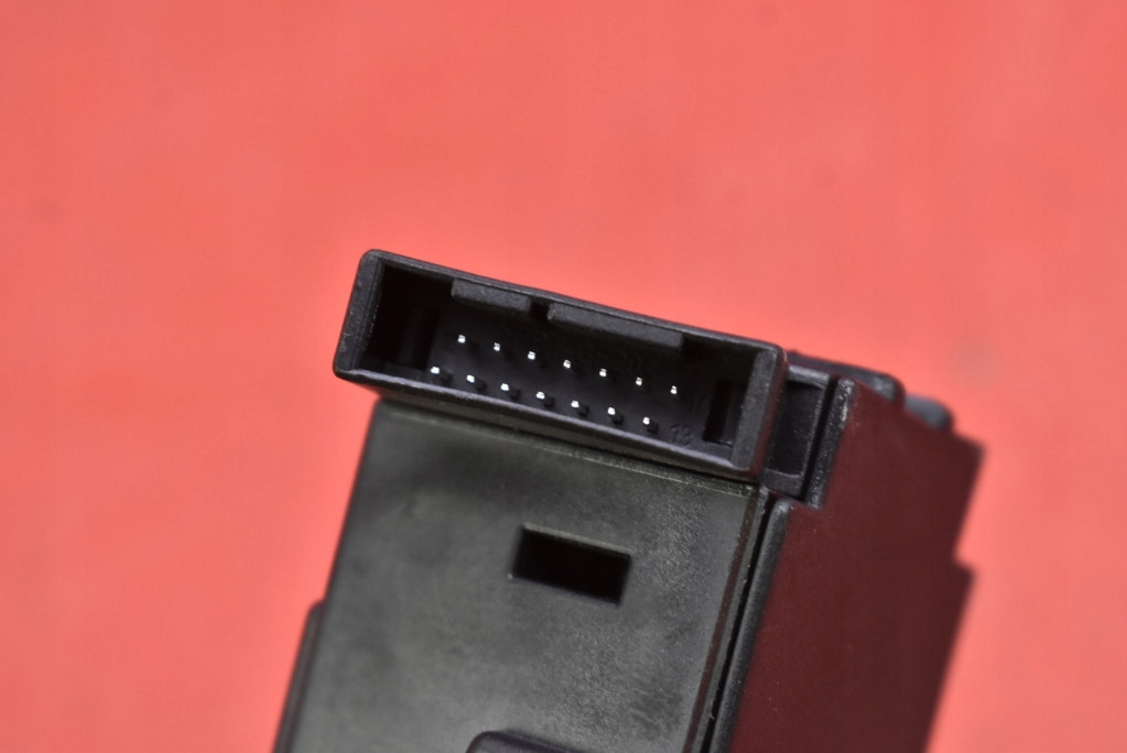 фото №11, Замок зажигания ключ кнопка 6954722 bmw e60 e61 2.0 d 177 km 07-10