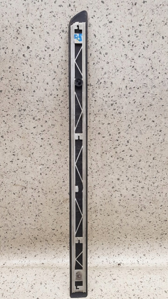 фото №2, Молдинг дверь задняя левая peugeot 607