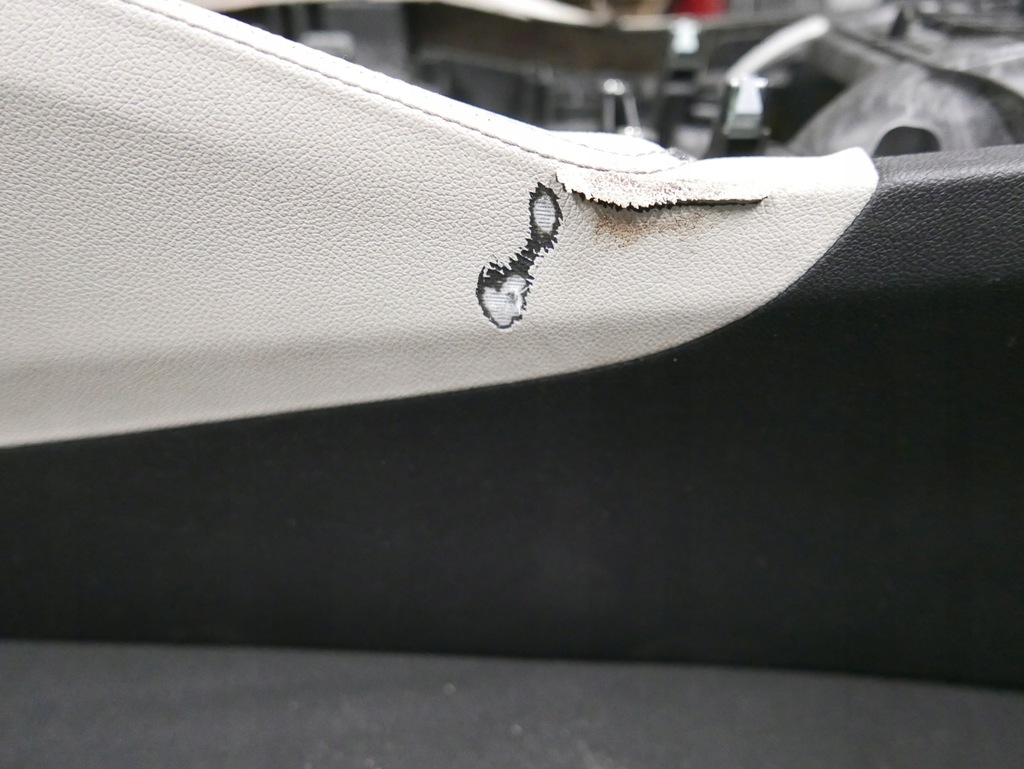 фото №5, Bmw g30 g31 туннель средний elfenbeinweiss