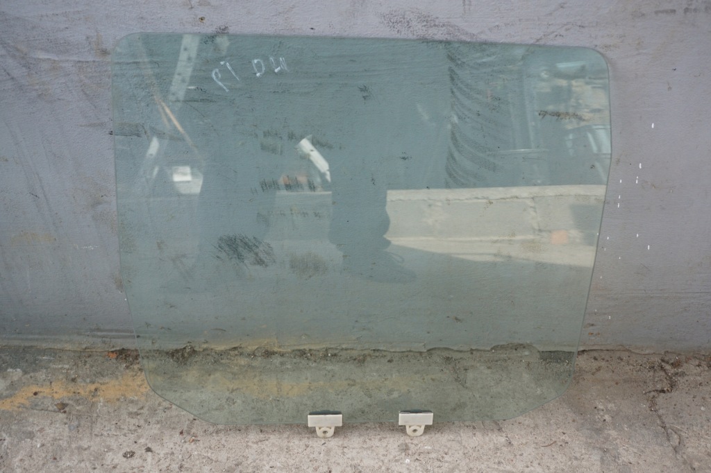 фото №1, Nissan navara d21 king cab скло двері правий задня права задня