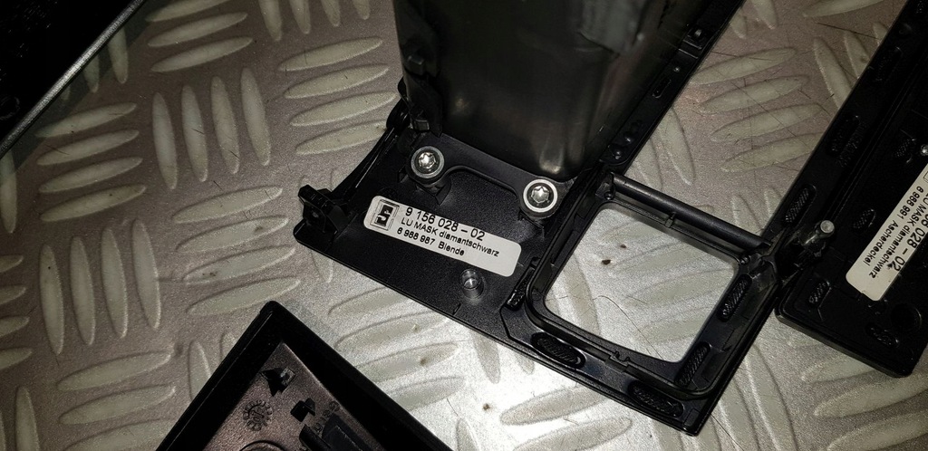 фото №13, Bmw e60 e61 lift накладки декори панелі консолі панель приладів diamantschwarz europa