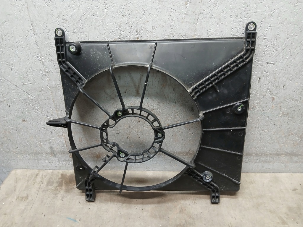 фото №1, Корпус вентилятора suzuki ignis iii 3