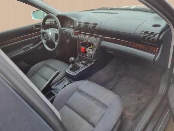 фото №9, Молдинг впрыскная audi a4 b5 98r