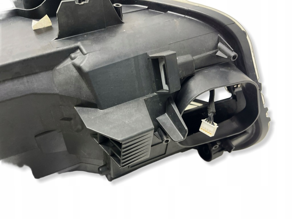 Bmw x1 f48 f49 лампа перед права full led 7436462 15-18 Ціна