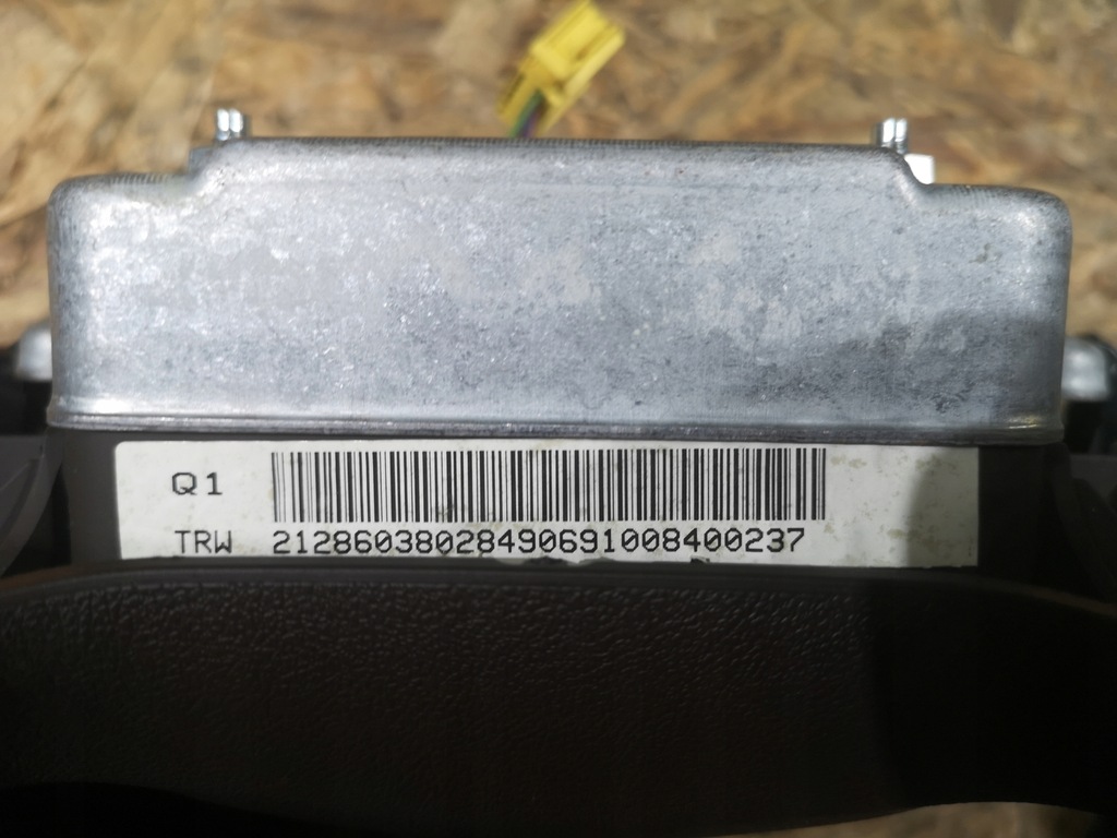 фото №11, Подушка водителя подушка безопасности коричневая mercedes w212