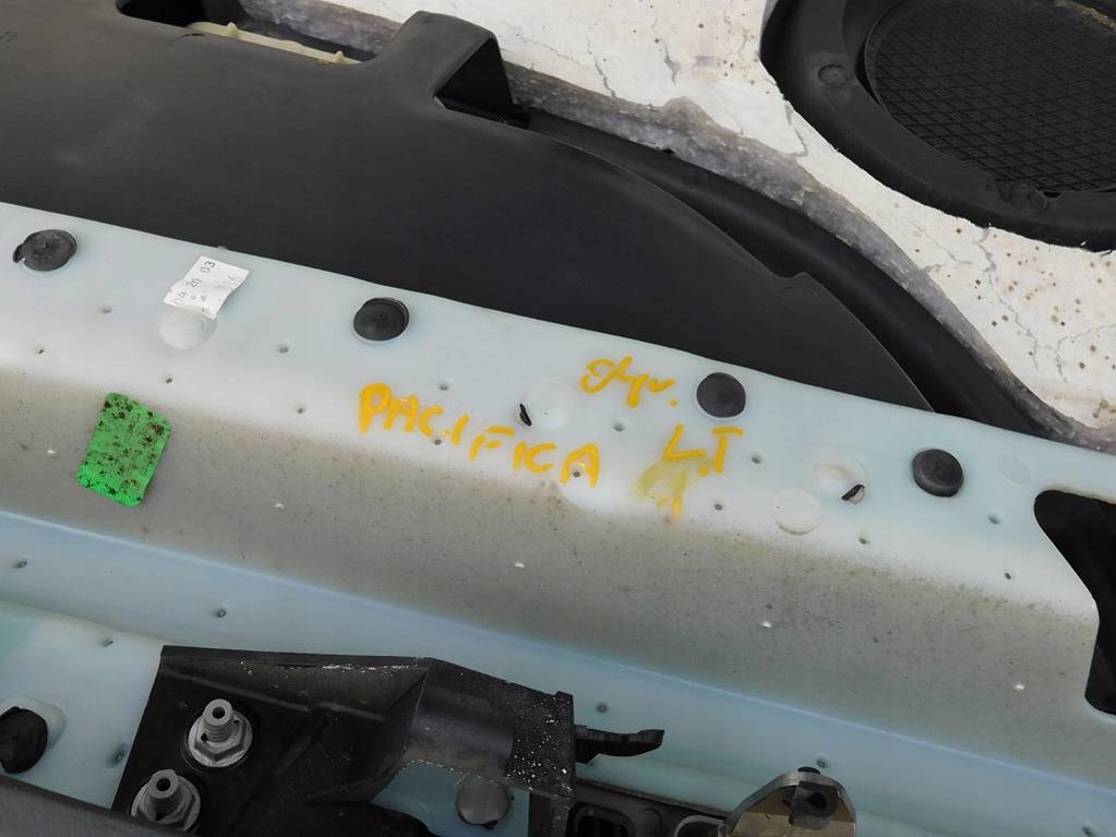 фото №8, Chrysler pacifica 2004r - обшивка двері лівий задня