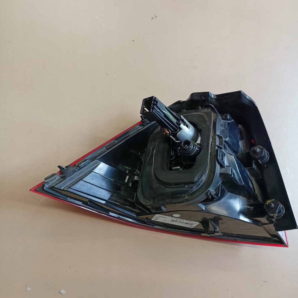 фото №12, Vw golf vii usa лампа задня права