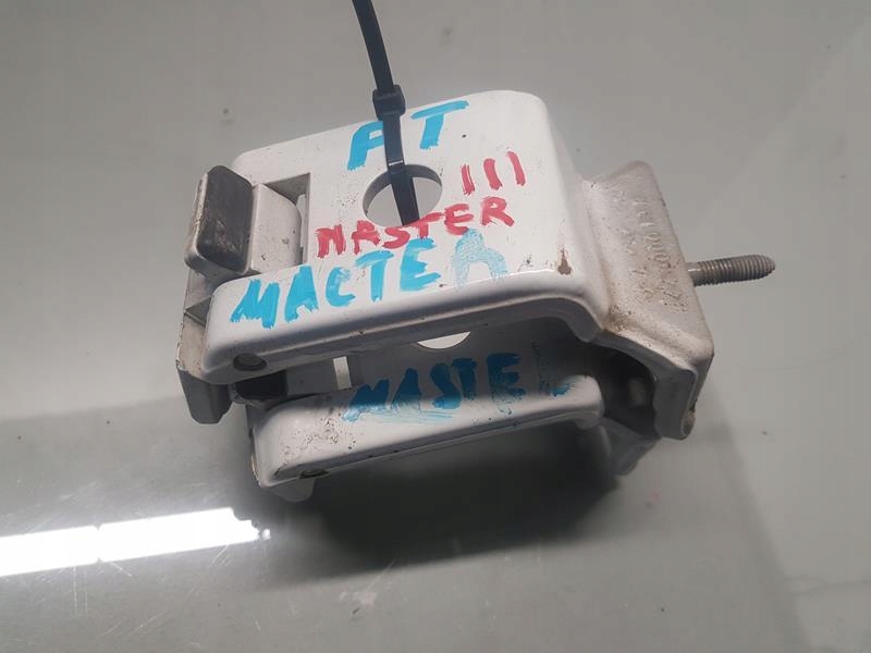 фото №1, Петля дверь правый задняя master iii 844000013r