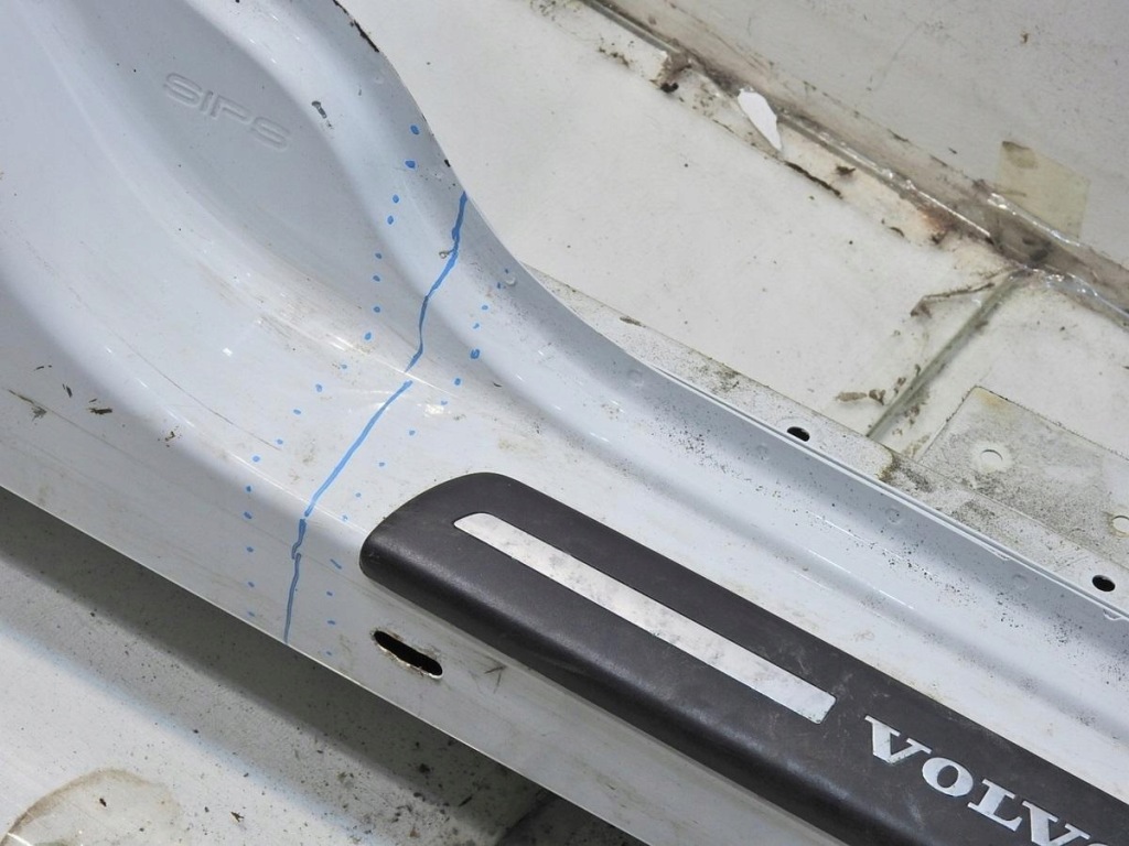 фото №4, Порог блок двигателя правый перед 614-46 volvo v50 lift