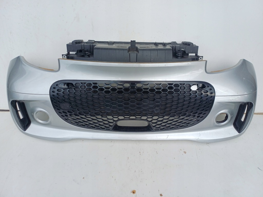 фото №1, Smart fortwo eq бампер передний 623124552r