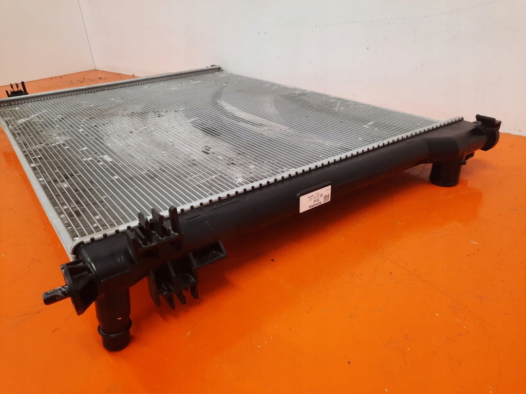 Lexus rx iv 15-22 радиатор воды 422136-7610 Доставка