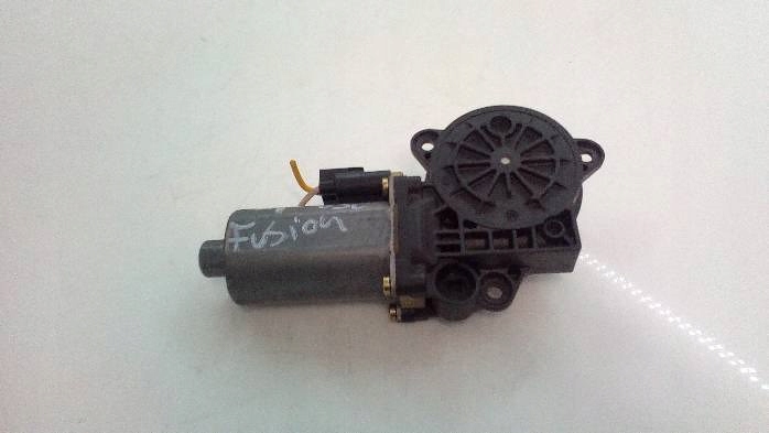 фото №8, Моторчик стекло левый перед ford fusion 0130821938