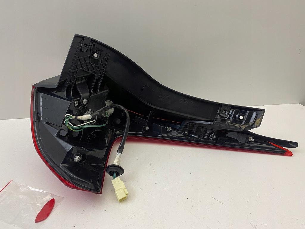 фото №6, Mitsubishi eclipse cross ліва лампа задня 18-