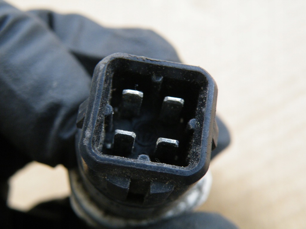 Купити Vw passat b5 fl audi a4 b5 датчик тиску кондиціонера 8d0959482b