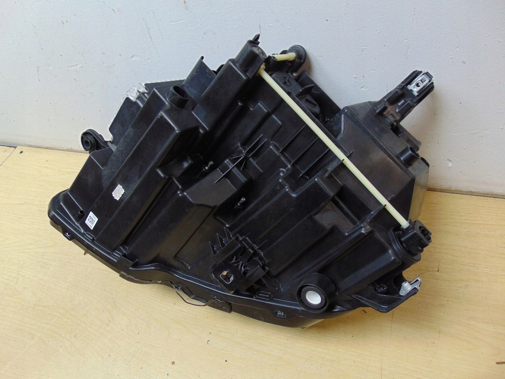 фото №14, Лампа права перед audi q4 e-tron 89a941036 europa