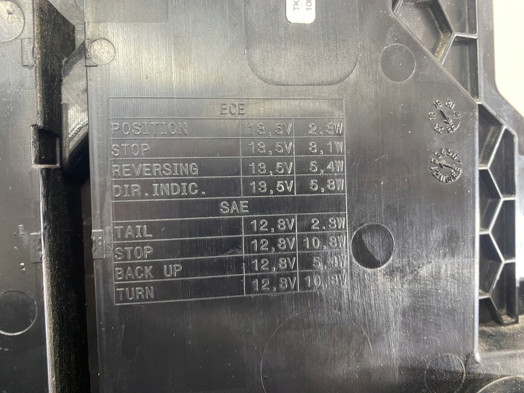 фото №8, Лампа range land rover defender d300 se правая задняя