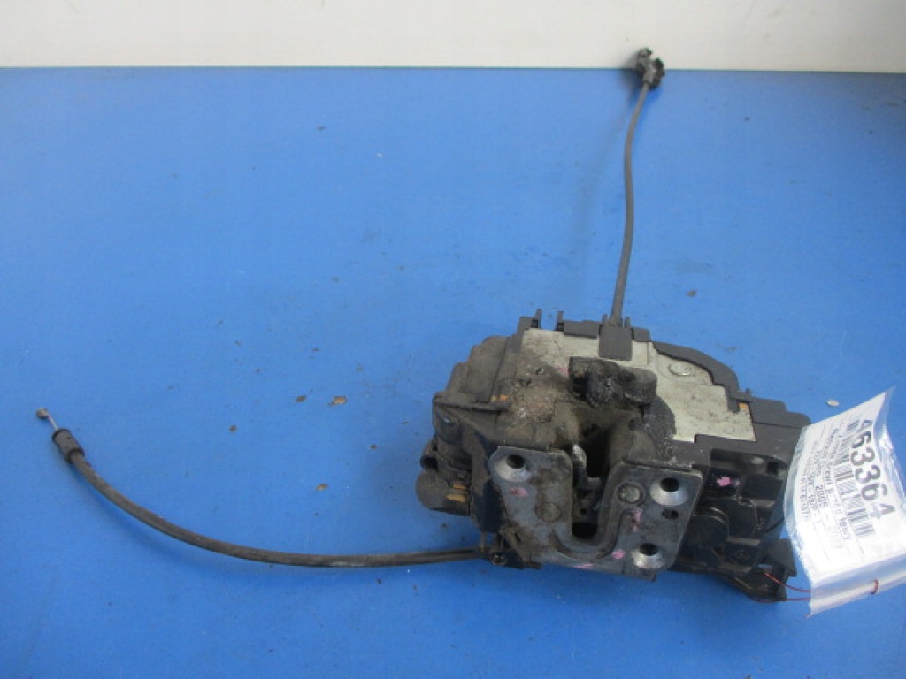 фото №1, Renault clio iii 5d замок дверь перед левый 4pin+linka замка