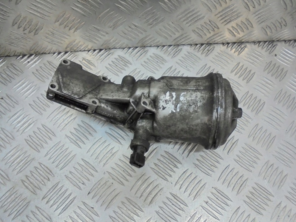 фото №1, Основание фильтра масла bmw seria 3 e36 1.6