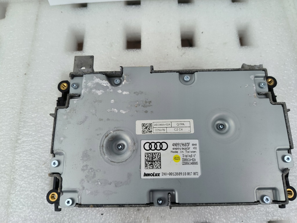 фото №7, Audi a8 дисплей екран монітор навігації 4n0919603f