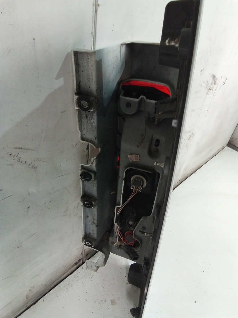 фото №3, L555 лампа левый задняя renault trafic iii