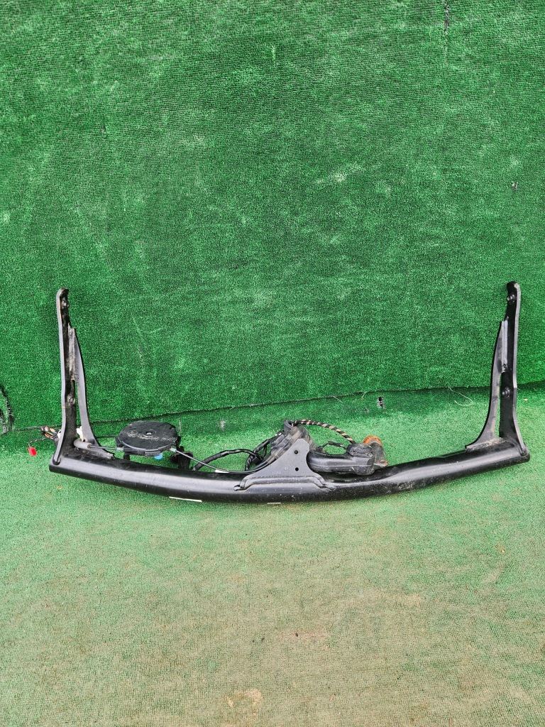 Фаркоп  3v9803881a 3v0971541a skoda superb iii Зі Шроту