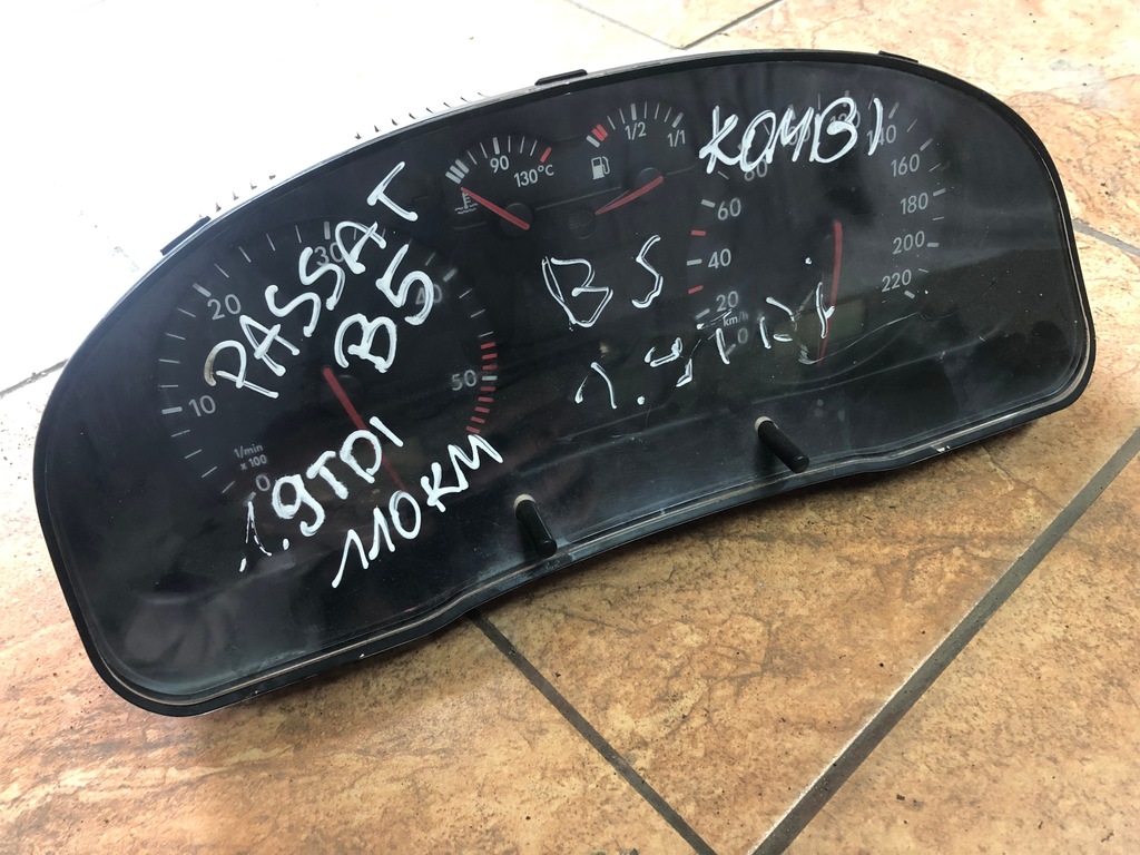 фото №1, Passat b5 1.9tdi 110km счетчик приборы