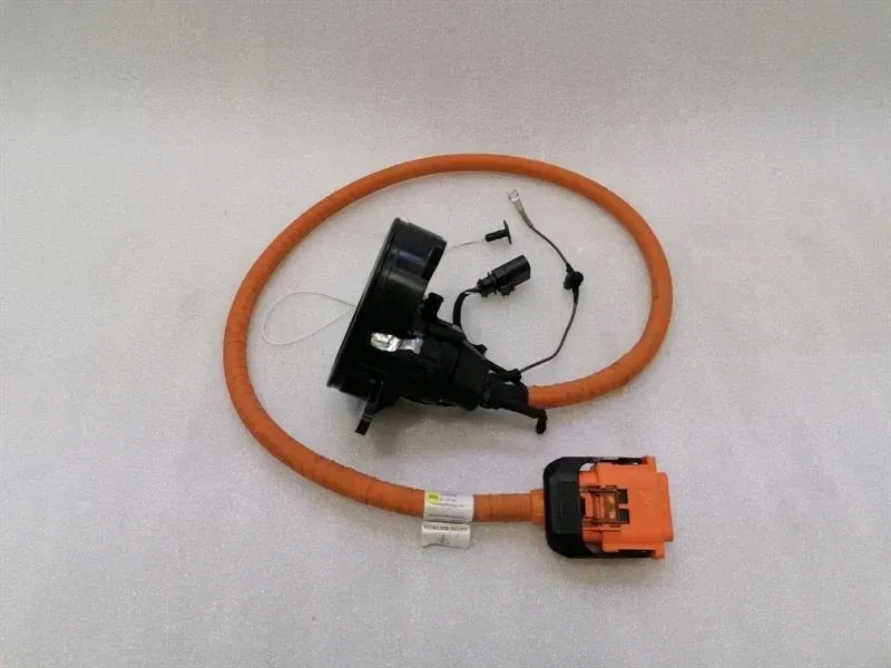 фото №7, Porsche taycan 9j 9ja971106k hv зарядка проводка rhd