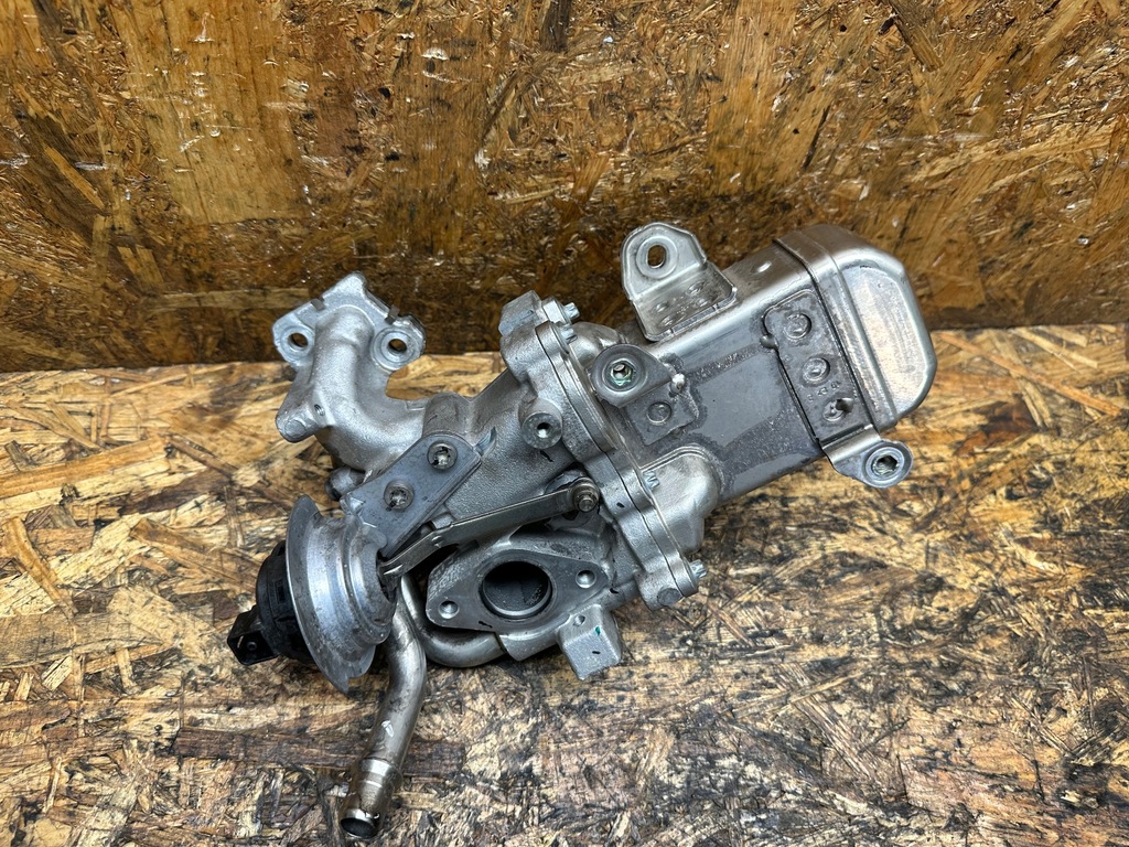 фото №7, Радіатор вихлопних газів egr master iv 2.3 dci 147353806r