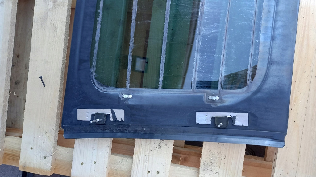 фото №3, Скло кузовна права mazda mpv