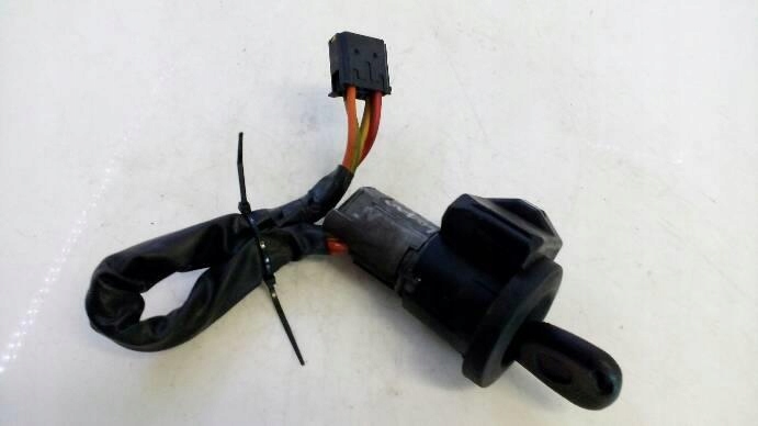 фото №9, Замок запалювання ключ dacia logan 1,4 mpi 2004r.