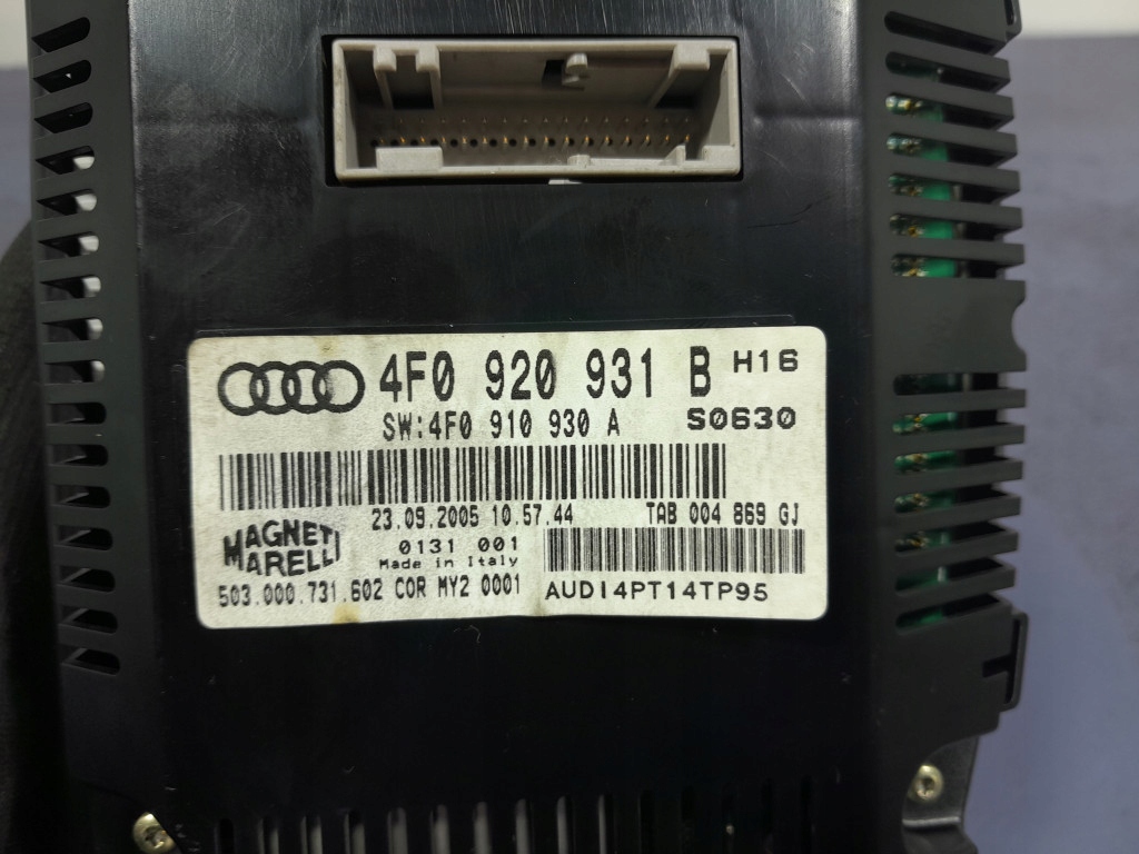 фото №6, Audi a6 c6 2.7 tdi 180 km прилади лічильник 4f0920931b