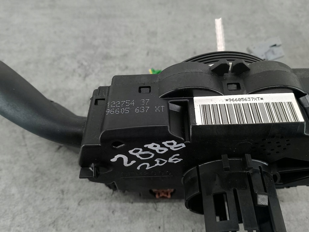 фото №7, Переключатель комбинированный peugeot 206 96605637xt com2000 delphi