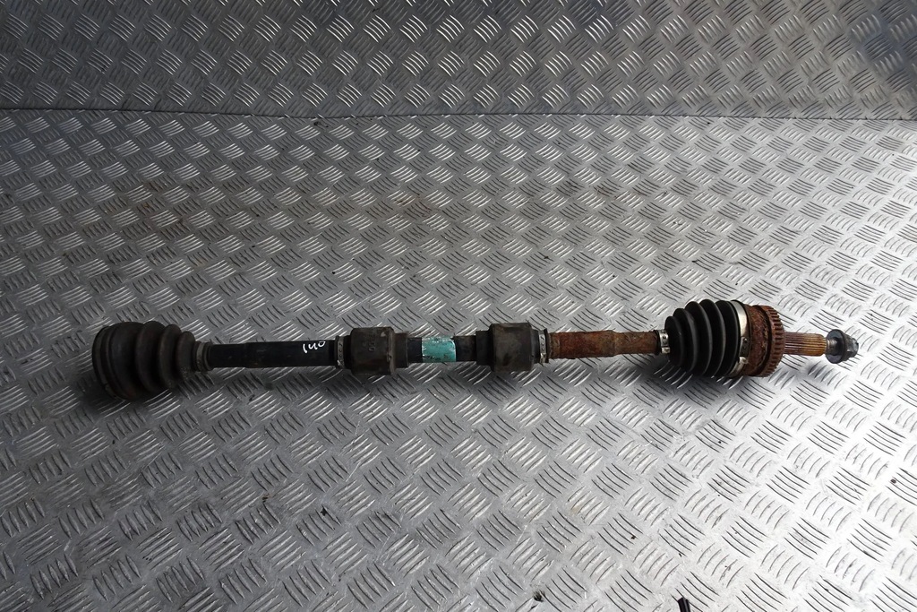 фото №1, Hyundai i40 привідний вал права передня 1.7 d