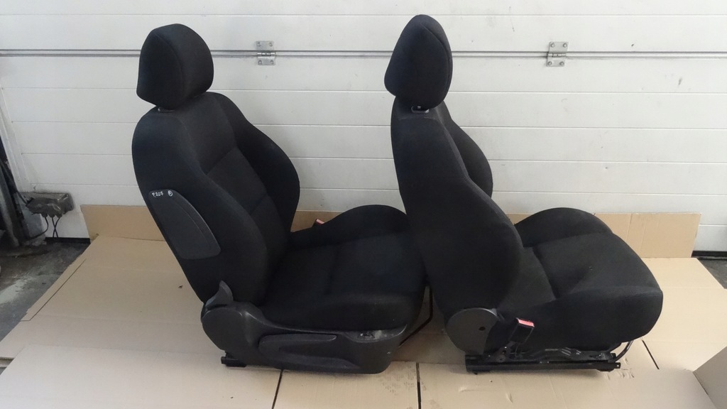 фото №16, Peugeot 207 сидіння сидіння заднє сидіння оббивка hb 5d