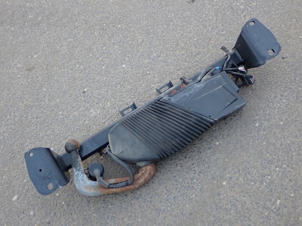 Фаркоп  буксирувальний кулька роз'єм електричний westfalia bmw 3 f30 f31 6873703 в Україні