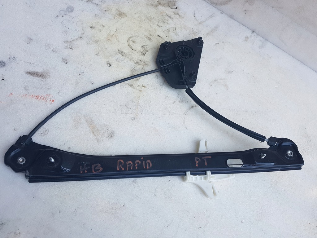 фото №1, Подъемник стекло правый задняя skoda rapid